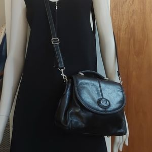 Black leather crossbody/shoulder bag
